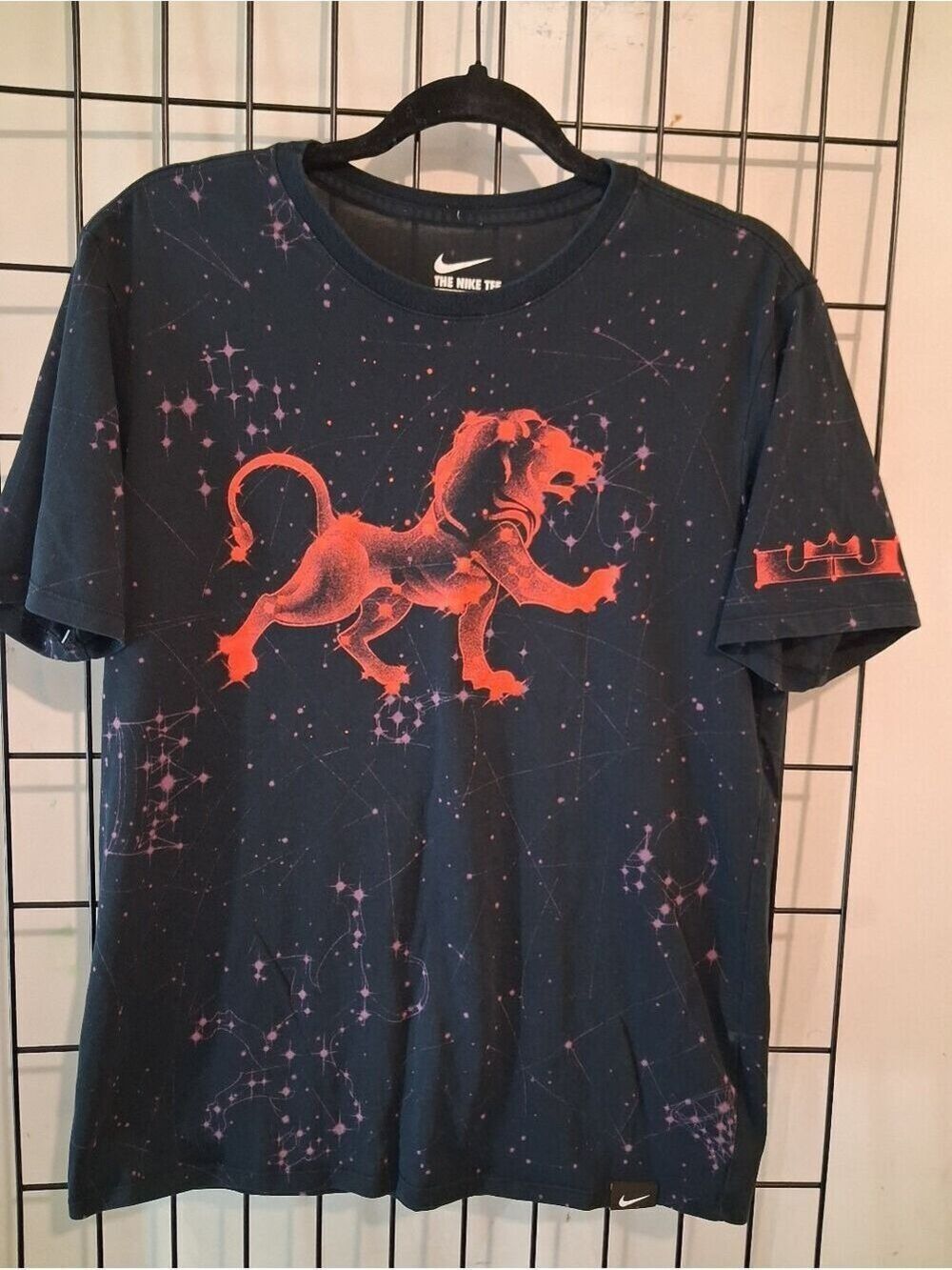 Nike Dri-Fit Lebron James Tee Athletic Cut Constellation Leo the Lion